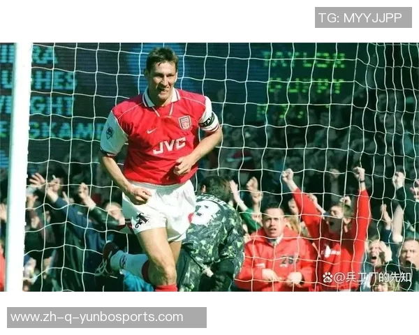 八十年代英国足球传奇球星回顾:辉煌岁月与永恒经典的传承 八十年代英国足球传奇球星回顾:辉煌岁月与永恒经典的传承